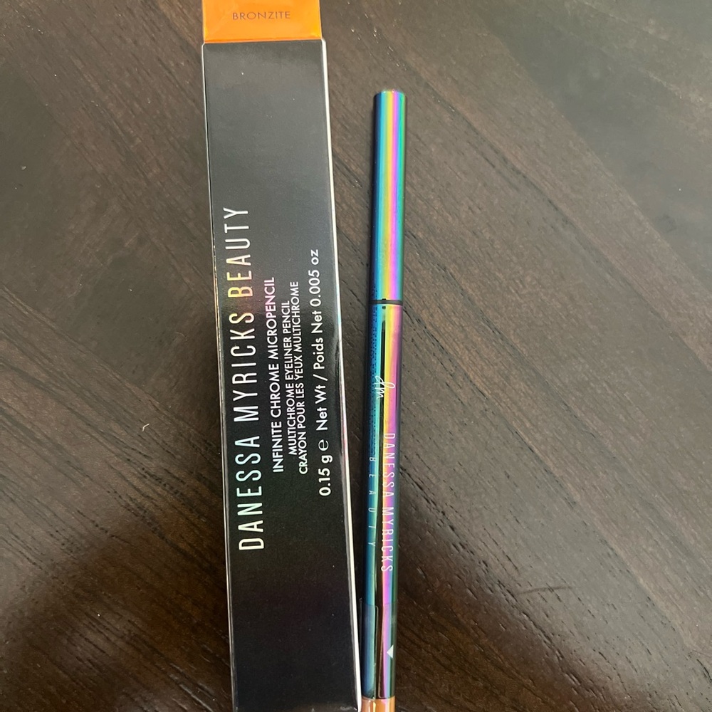 Danessa Myricks Beauty Multicolor Chrome Pencil - Bronzite - Picture 2 of 2